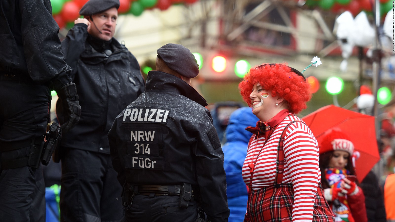 In Cologne Reporter Groped While Covering Carnival On Live Television 
