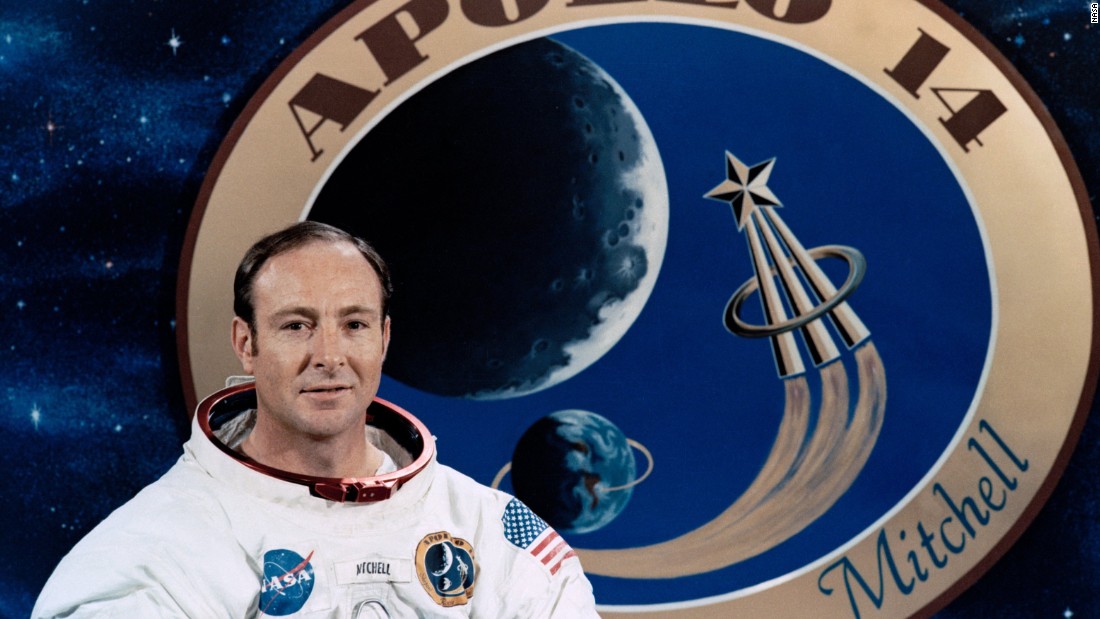 &lt;a href=&quot;http://www.cnn.com/2016/02/05/us/edgar-mitchell-moon-astronaut-dies-obit-feat/&quot; target=&quot;_blank&quot;&gt;Edgar Mitchell&lt;/a&gt; was the sixth man to walk on the moon and just one of 12 total who have done so. The Apollo 14 astronaut, who was 85, died on February 4.