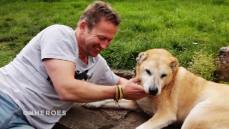 CNN Hero of the Year reunites soldiers with stray animals
