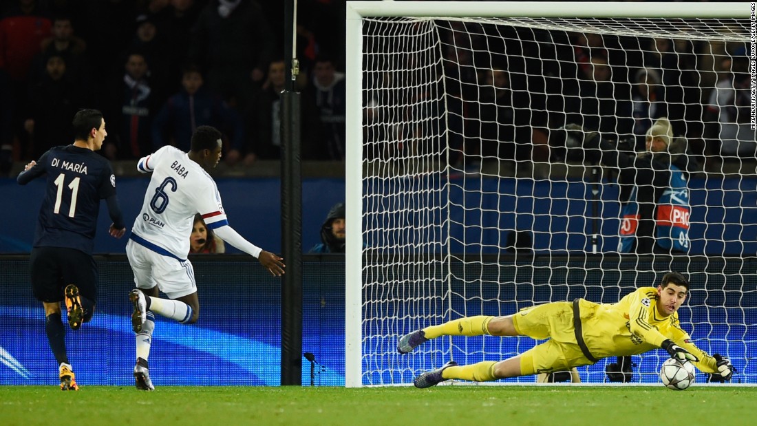 Thibaut Courtois, the Chelsea goalkeeper, was forced into an early save by Marco Verratti after the Italian midfielder had unleashed a fierce effort at goal.