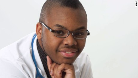 160217104315-teen-accused-of-posing-as-doctor-pkg-00003218-large-169.jpg