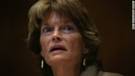 Trump calls out Murkowski over health care vote