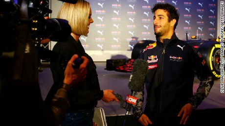 Daniel Ricciardo tells CNN&#39;s Amanda Davies that he aims to win at least one race in 2016.