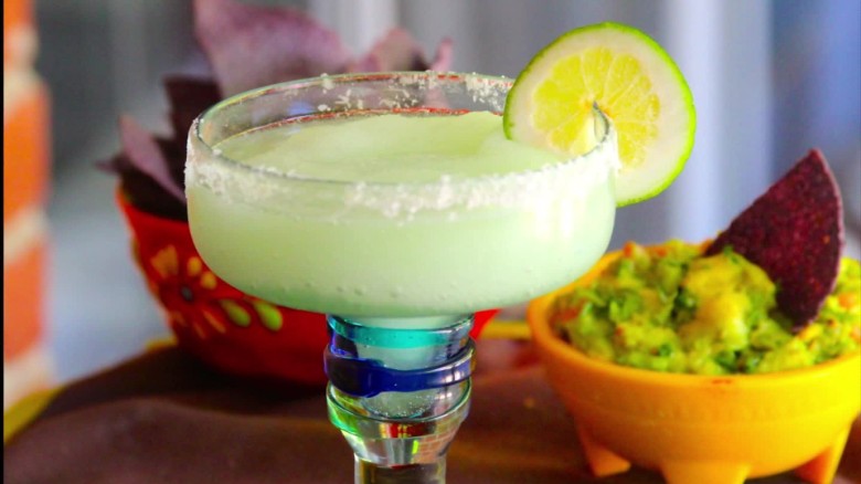 It's National Margarita Day! Here's where to score great deals on drinks ile ilgili görsel sonucu