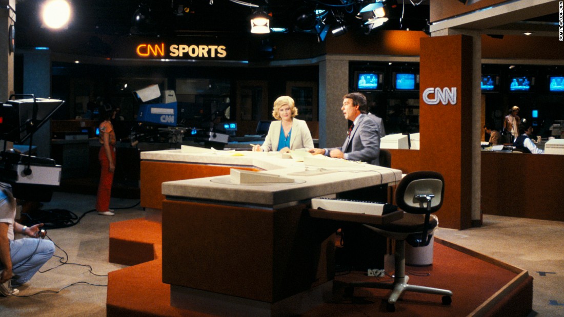 &lt;strong&gt;The birth of cable news:&lt;/strong&gt; CNN, the world&#39;s first 24-hour television news network, &lt;a href=&quot;http://cnnpressroom.blogs.cnn.com/2011/06/01/cnns-first-broadcast-june-1-1980/&quot; target=&quot;_blank&quot;&gt;debuted &lt;/a&gt;on June 1, 1980. David Walker and Lois Hart, who were husband and wife, anchored the first broadcast.
