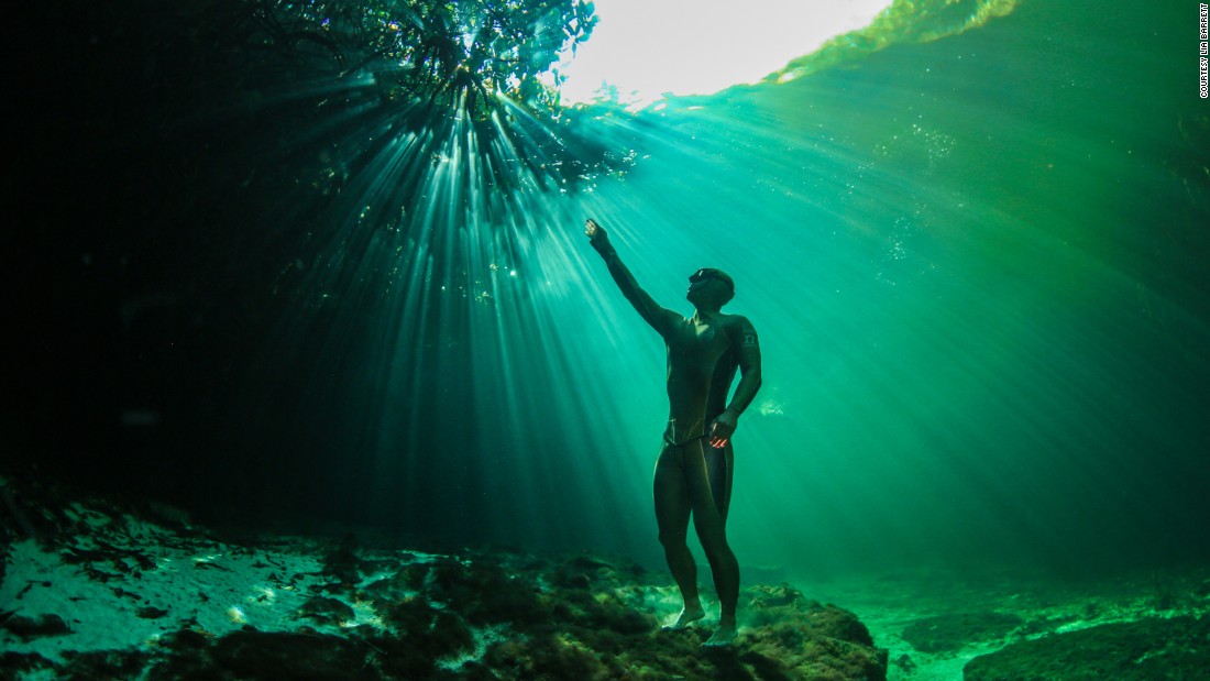 World champion freediver Alexey Molchanov poses without the assistance of breathing equipment, in this ethereal underwater series by photographer &lt;a href=&quot;http://www.liabarrettphotography.com/&quot; target=&quot;_blank&quot;&gt;Lia Barrett.&lt;/a&gt;