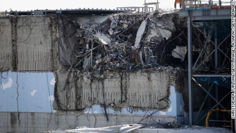 Fukushima Nuclear Plant: Removal Of Fuel Rods From Damaged Reactor ...