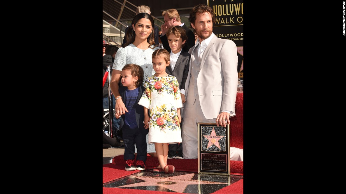 Brazilian model Camila Alves and actor Matthew McConaughey are raising their children to speak Portuguese.