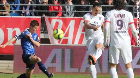 Zlatan Ibrahimovic scores another sublime goal as he notched four in the 9-0 rout of Troyes. 