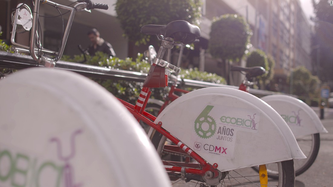 City authorities are doing their best to encourage more people to get on their bikes to help reduce pollution. Inevitably, with so many cars on the Mexican capital&#39;s streets, dozens of cyclists are injured and many are killed -- more than 20 died in 2015. 