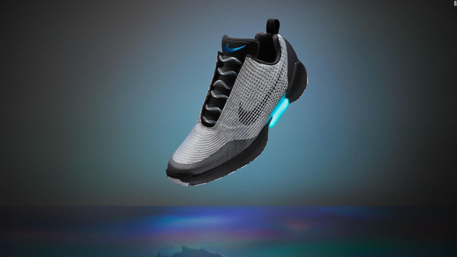 Nike lanza zapatos deportivos inteligentes - CNN Video