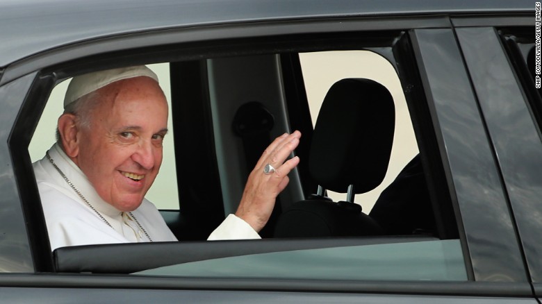 Pope Francis urges greater acceptance of homosexuals 