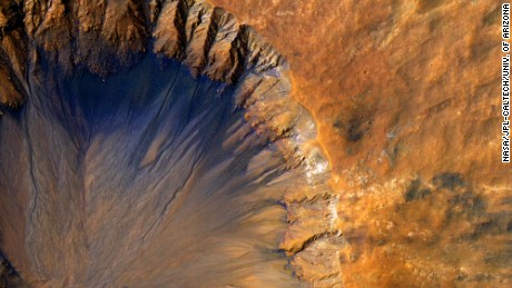 Bombardments likely enhanced conditions for life on Mars, study finds