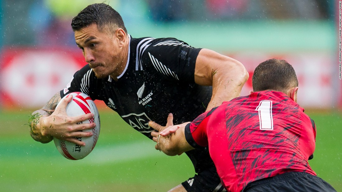 Sonny Bill Williams helped New Zealand finish second at the Hong Kong Sevens in April 2016. After the final in which his team was beaten by Fiji, Williams handed over his runners-up trophy to eight-year-old Coop Rodda.