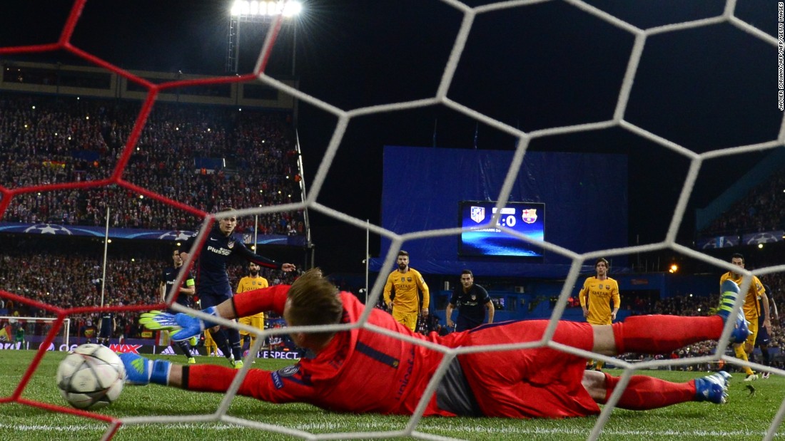 As Barcelona pushed forward, Atletico took full advantage of the extra space and Griezmann fired home his side&#39;s second from the penalty spot after Andres Iniesta had handled the ball.