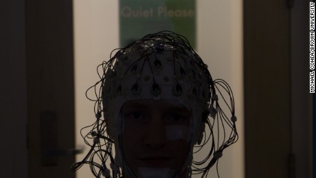 Electrodes monitor a person&#39;s brain activity as they sleep.