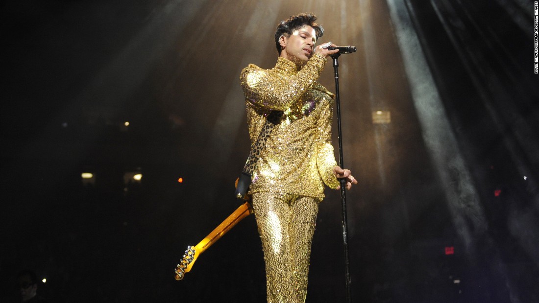 Never afraid to shine -- Wearing a head-to-toe sequined ensemble when he performed at Madison Square Garden in 2011.&lt;br /&gt;