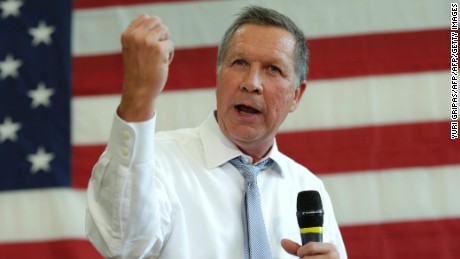 Republican presidential candidate John Kasich speaks during a town hall meeting in Rockville, Maryland on April 25, 2016.  / AFP / YURI GRIPAS        (Photo credit should read YURI GRIPAS/AFP/Getty Images)