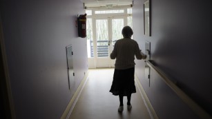 Alzheimer&#39;s blood test in your doctor&#39;s office closer to reality, studies say