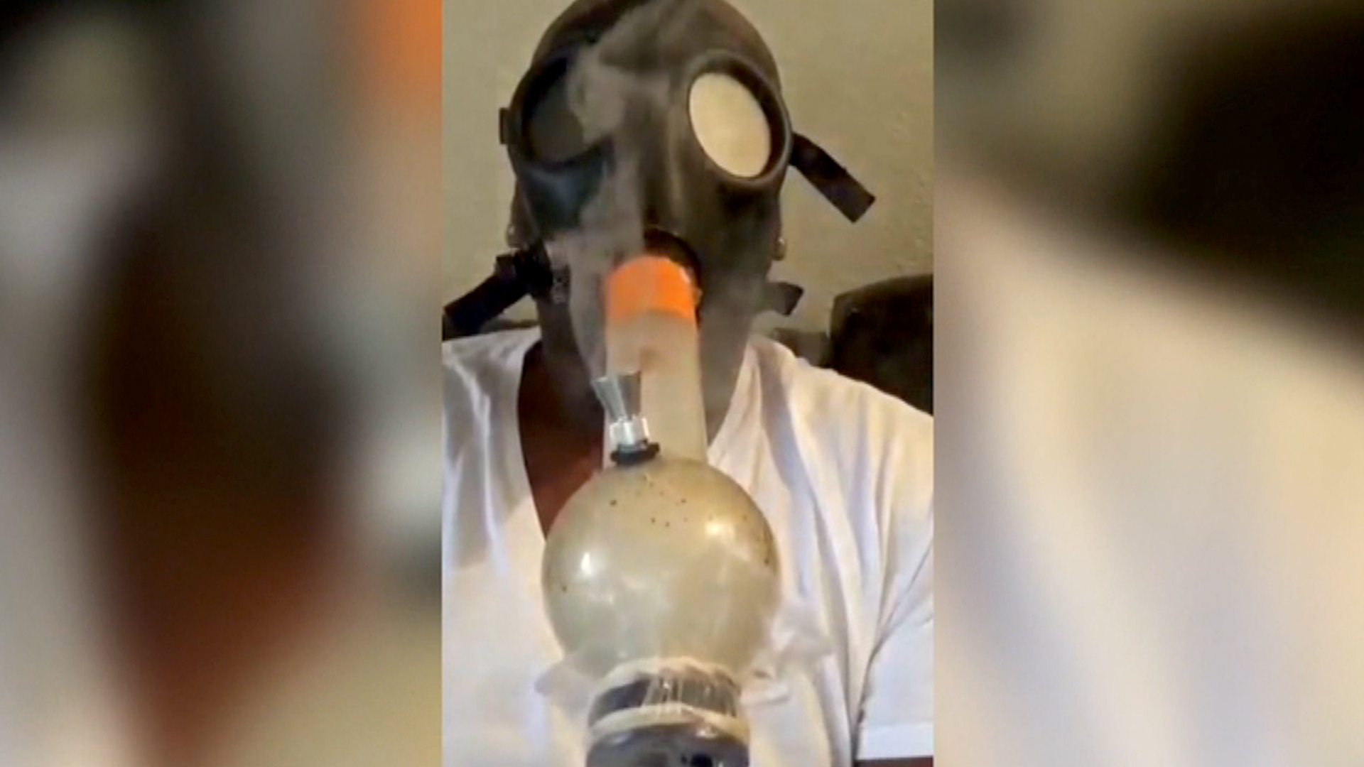 160429075026-laremy-tunsil-bong.jpg