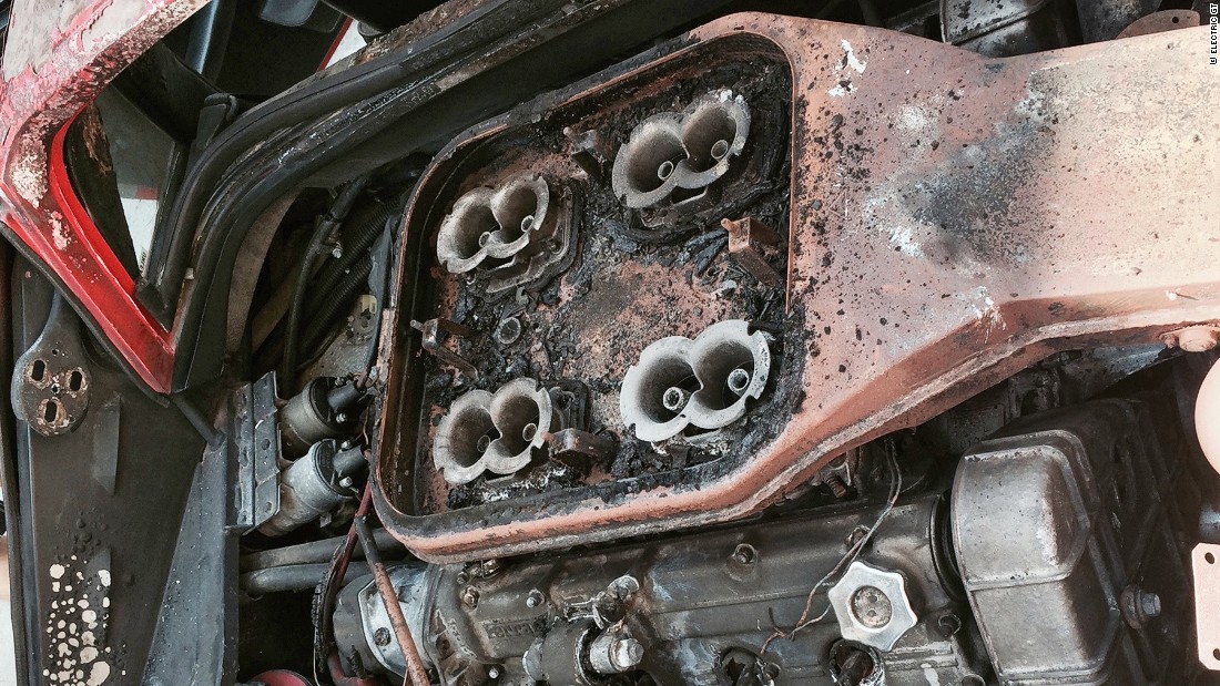 Hutchison and his friend and electric car restorer Michael Bream set about replacing the burned-out remains V8 engine and its four Weber carburetors with a electric motor.