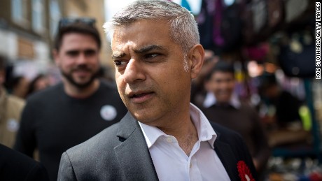 LONDON, ENGLAND - MAY 04:  Labour&#39;s London Mayoral candidate Sadiq Khan and member of Parliament for Tooting walks through East Street Market in Walworth on May 4, 2016 in London, England.  Londoners will go to the polls tomorrow to vote for Mayor Of London with Labour&#39;s candidate expected to beat Conservative Party rival Zac Goldsmith to the position.  (Photo by Rob Stothard/Getty Images)