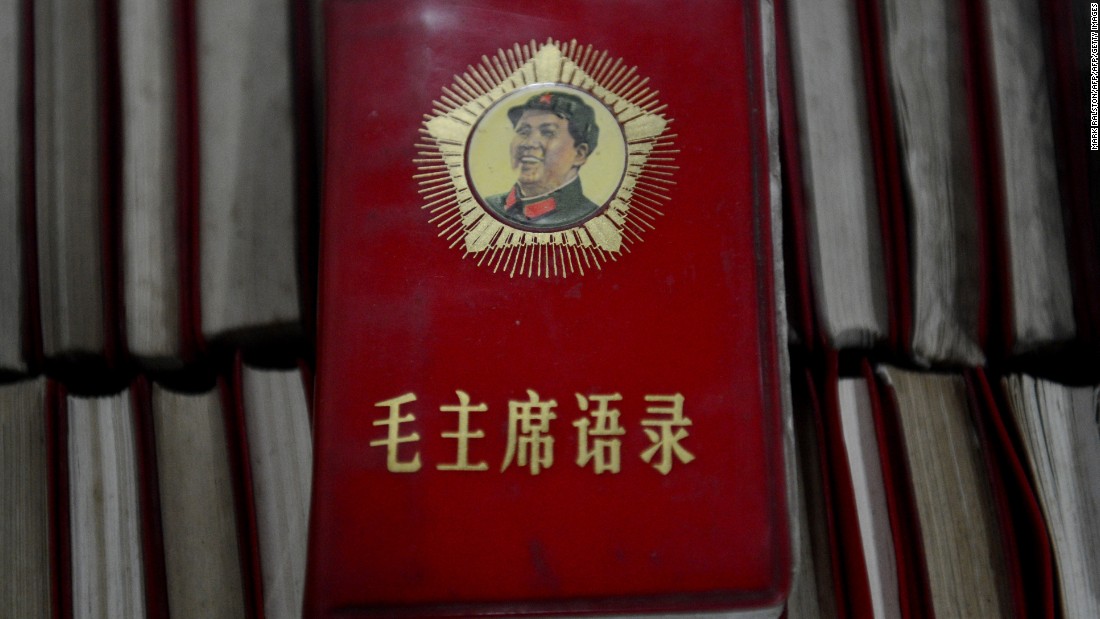 &#39;Little Red Books&#39; containing the thoughts of Mao Zedong at a Cultural Revolution museum near Chengdu, in Sichuan province. 