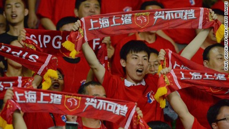 Chinese Super League: &#39;Crazy&#39; transfer window redefines football