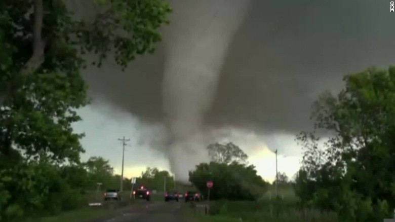 Oklahoma Tornadoes Leave 2 Dead - CNN