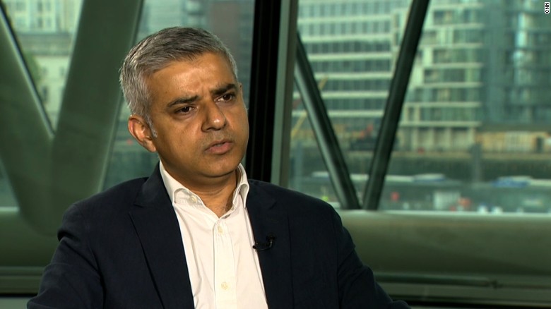 London Mayor Sadiq Khan: 'I'm hoping' Trump doesn't win