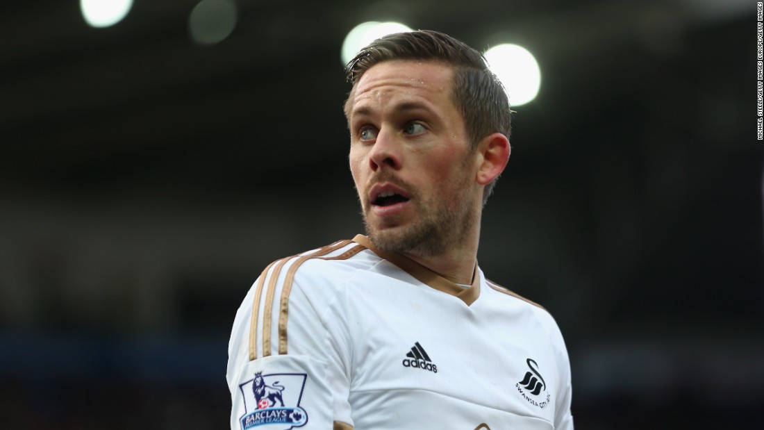 Gylfi Sigurdsson of Swansea City is one of the most important players for Iceland, and its only England&#39;s Premiers League player.