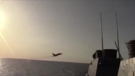 See Russian jets buzz U.S. Navy ship