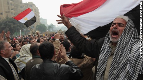  Anti-government demonstrators chant for freedom in Tahrir Square, Cairo, on February 7, 2011.