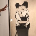 Kissing mural banksy kissing coppers