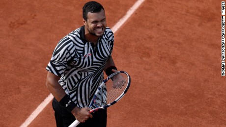 Tsonga was forced to retire despite leading 5-2 in the opening set.