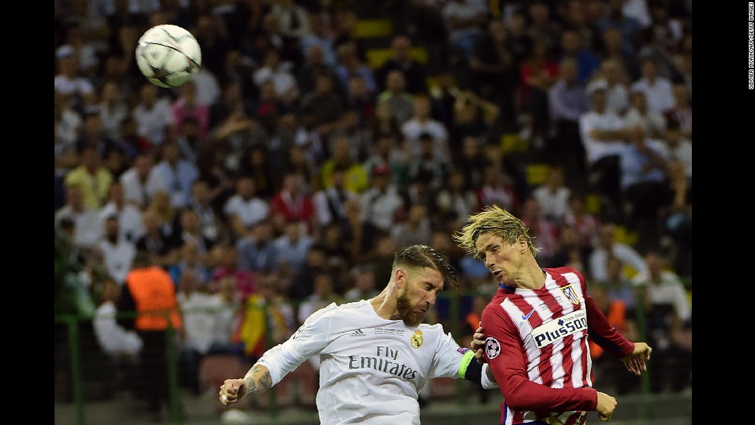 Cristiano Ronaldo Final Goal Real Madrid vs Atletico Madrid 1-1 (5-3) •  Champions League Final 2016 animated gif