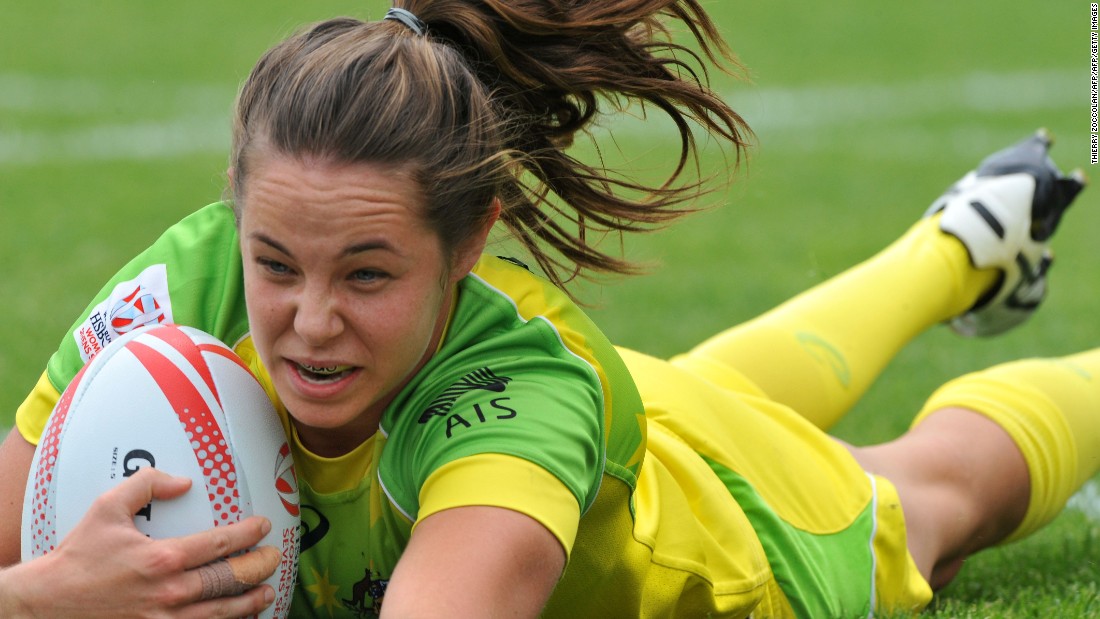 The Aussies only needed to finish sixth to clinch the title for the first time since the series started in 2012, and demolished Spain 35-0 in Sunday&#39;s quarterfinals to guarantee a top-four spot in Clermont-Montferrand.