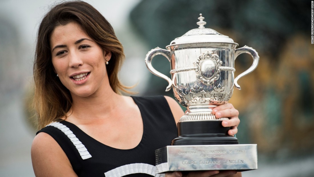 Garbine Muguruza won the first grand slam of her career at the French Open by defeating Williams. Since that time, however, the Spaniard has struggled. 