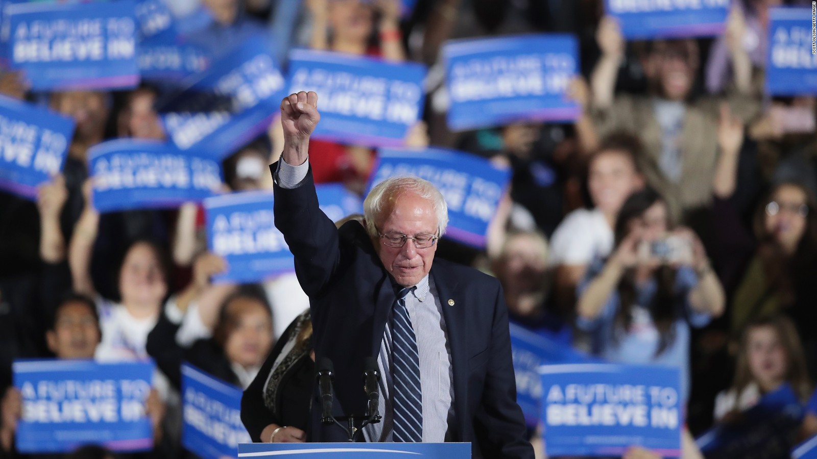 Bird Lands On Sanders Podium During Portland Rally Cnn Video 