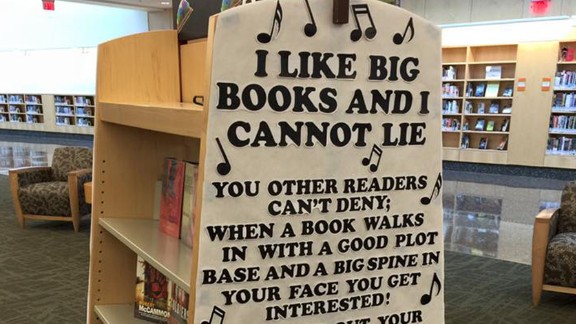 Virginia Beach Public Library book displays are a 'big' hit - CNN