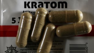 kratom deaths, kratom herbal supplement, kratom overdose