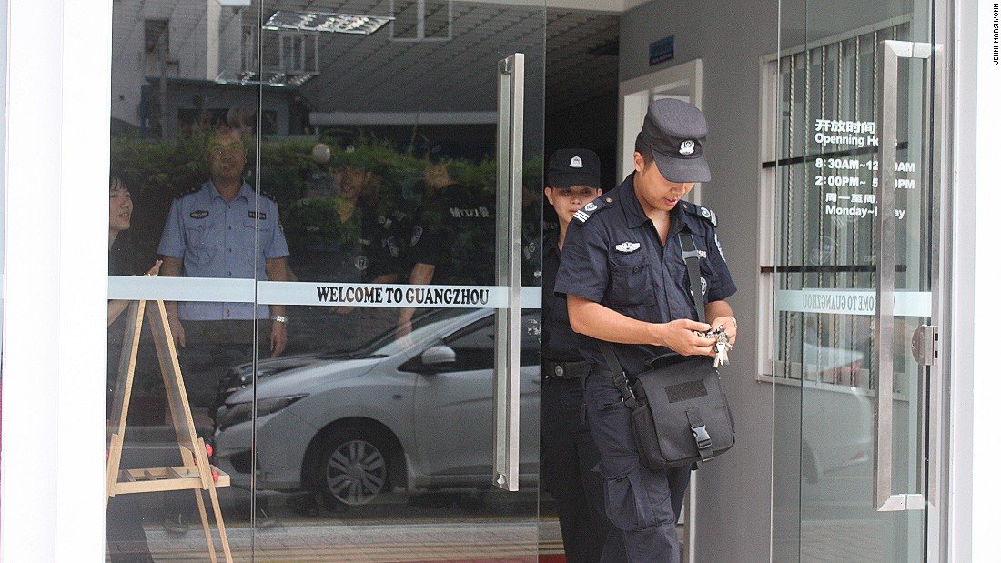 Welcome to Guangzhou ... the police station in Dengfeng is heavily manned by officers.