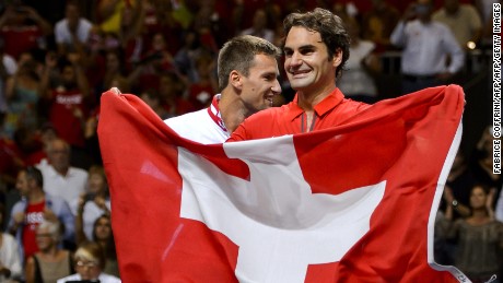 Roger Federer&#39;s pep talk for Swiss team at Euro 2016