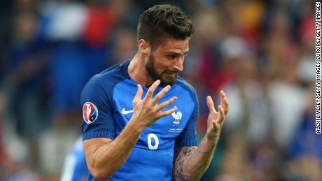 Olivier Giroud endured a frustrating night for France.