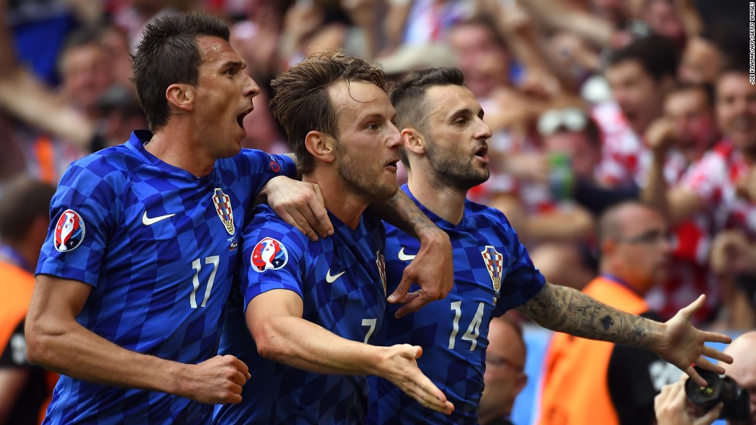 Croatia took a 2-0 lead after midfielder Ivan Rakitic, center, scored in the 59th minute.