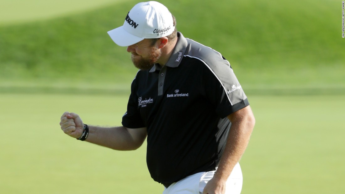 Shane Lowry celebrates his putt on the 18th during the third round on June 19. 