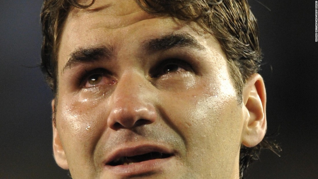 Crying became de rigueur after long drawn out five-setters in grand slam finals around the time Roger Federer broke down after defeat in his men&#39;s singles final against Rafael Nadal at the Australian Open in 2009.  Nadal won the classic 7-5, 3-6, 7-6 (7/3), 3-6, 6-2 to secure his first hard-court grand slam and stop the Swiss equaling the all-time majors record.