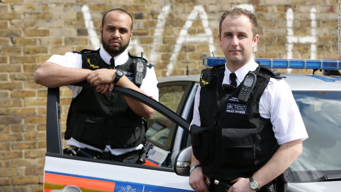 Would you lie to them? Some people do -- and researchers such as&lt;a href=&quot;http://www.port.ac.uk/department-of-psychology/staff/professor-aldert-vrij.html&quot; target=&quot;_blank&quot;&gt; Aldert Vrij&lt;/a&gt; are developing new techniques for police to clearly sort the truth from the lies.