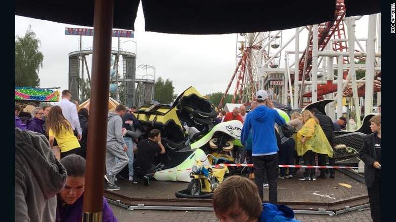 The "Tsunami" roller coaster derailed on Sunday afternoon