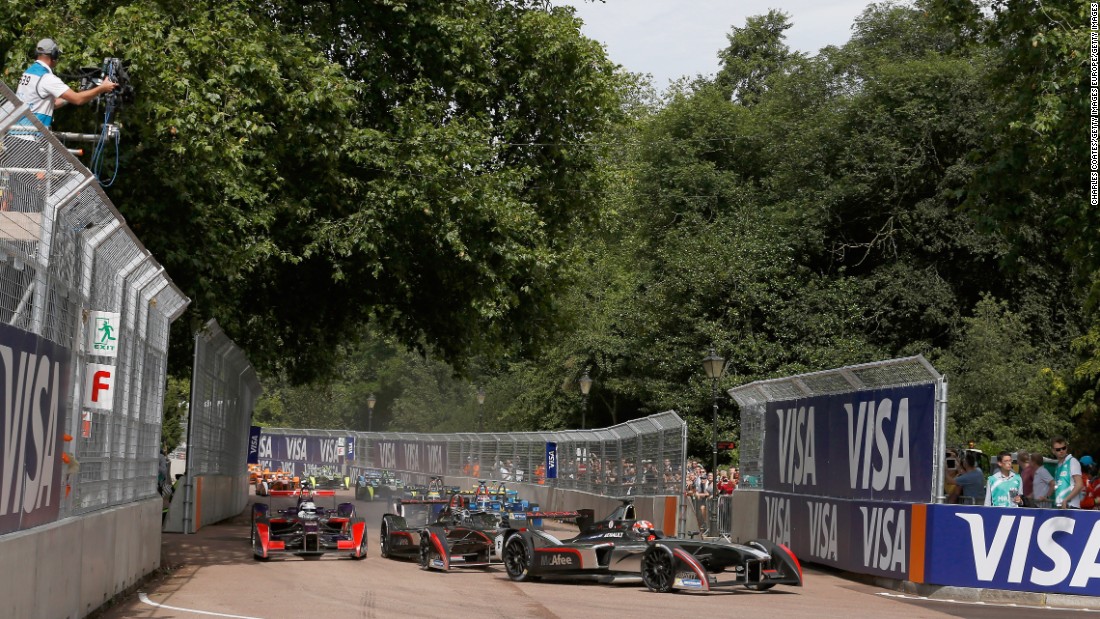 &quot;It&#39;s fast, it has a lot of corners, and it is the second-longest track of the year,&quot; Di Grassi says of the 1.8-mile Battersea Park circuit.